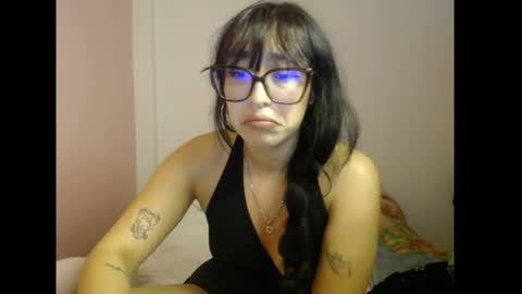 Lolita  online show from April 2026 04:00:01 AM