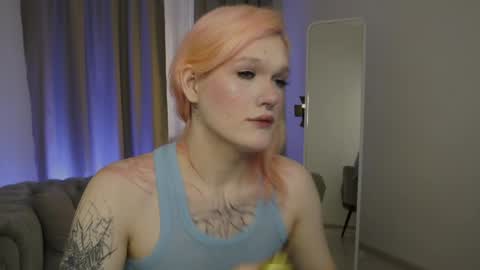 lollita online show from May 2026 10:44:01 AM