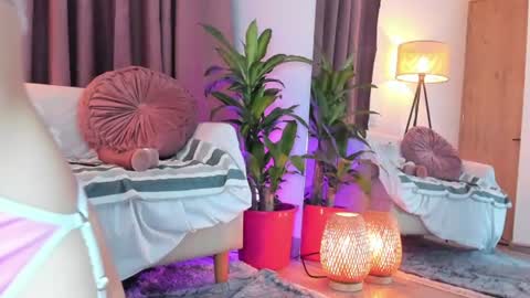 Snapshot of lolly_js_ chatting on July 2026 03:34:01 AM Lolly online show from July 2026 03:34:01 AM