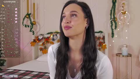 Snapshot of lolly_neal chatting on January 2025 05:08:02 AM Lolly online show from January 2025 05:08:02 AM