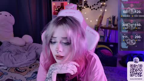 Lolly   online show from December 2024 08:07:02 PM