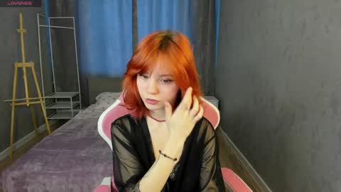 Snapshot of loly_cuttie chatting on March 2026 02:44:01 AM Loly online show from March 2026 02:44:01 AM