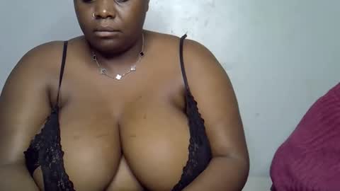 lomyenom56 online show from April 2026 03:23:02 AM