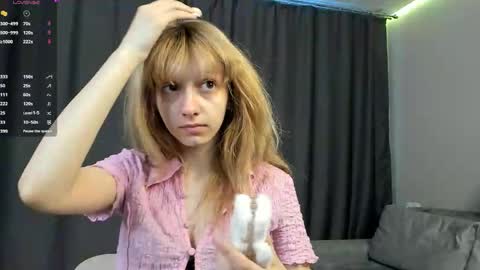 Snapshot of lonadejonge chatting on May 2026 07:46:01 AM Sane online show from May 2026 07:46:01 AM