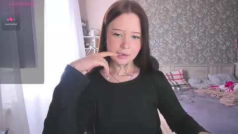 Snapshot of lonalye chatting on September 2025 11:04:02 AM lona online show from September 2025 11:04:02 AM