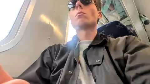 Snapshot of london_bumboy chatting on June 2026 03:32:02 PM London bumboy online show from June 2026 03:32:02 PM