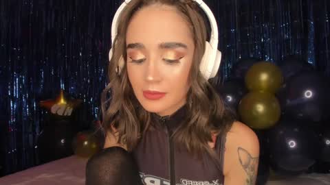 Snapshot of lonelly_lolly98 chatting on January 2025 02:53:02 AM SABRINA online show from January 2025 02:53:02 AM