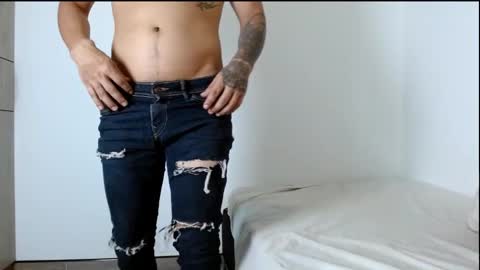 lonelydick2002 online show from January 2025 05:56:01 PM