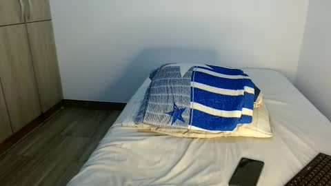 lonelydick2002 online show from February 2025 11:30:01 AM