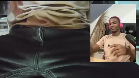 Snapshot of lonelyfetishguy chatting on June 2026 06:28:01 PM Im Kiros online show from June 2026 06:28:01 PM