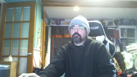 Snapshot of longandcut99 chatting on December 2025 05:20:01 PM longandcut99 online show from December 2025 05:20:01 PM