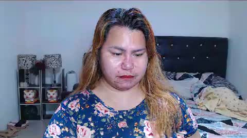 Snapshot of longasiansausage chatting on January 2025 06:27:01 AM TOPwithEXTRABiG online show from January 2025 06:27:01 AM