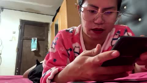 Snapshot of longasiansausage chatting on October 2025 03:48:02 AM TOPwithEXTRABiG online show from October 2025 03:48:02 AM