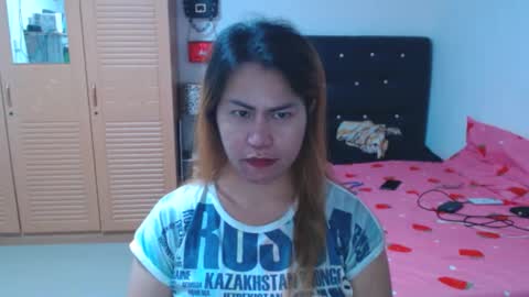 Snapshot of longasiansausage chatting on October 2025 08:25:01 AM TOPwithEXTRABiG online show from October 2025 08:25:01 AM