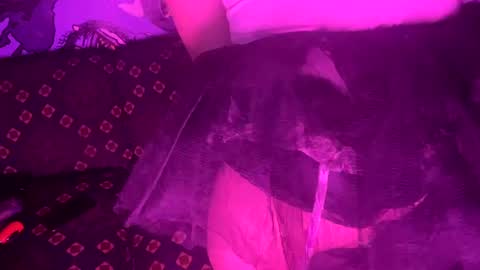 Snapshot of longbeachcd69 chatting on January 2025 08:31:02 AM longbeachcd69 online show from January 2025 08:31:02 AM