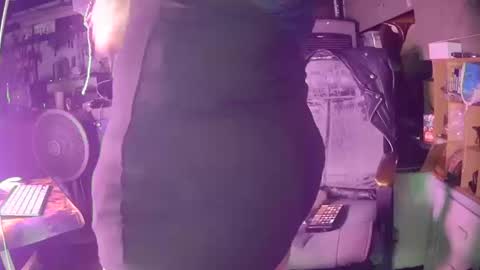 Snapshot of longbeachcd69 chatting on October 2025 08:25:01 AM longbeachcd69 online show from October 2025 08:25:01 AM