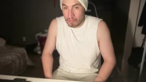 Snapshot of longdeee587367 chatting on March 2026 03:44:01 AM longdeee587367 online show from March 2026 03:44:01 AM