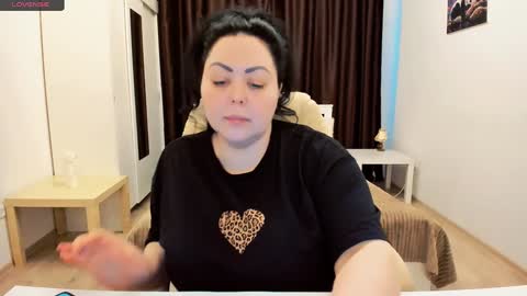 Snapshot of lonifire_7 chatting on January 2025 12:07:02 PM Nina online show from January 2025 12:07:02 PM