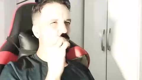 Lucas online show from February 2025 03:27:01 PM