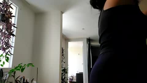 Snapshot of loolaunshaved chatting on July 2026 01:46:02 PM loolaunshaved online show from July 2026 01:46:02 PM