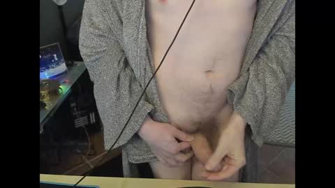 Snapshot of loomie chatting on December 2024 08:08:02 AM loomie online show from December 2024 08:08:02 AM