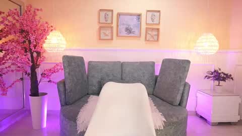 Loona Nyx online show from November 2025 11:43:01 AM