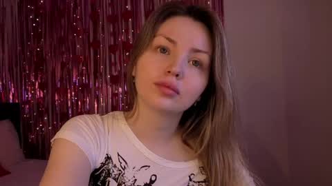 Snapshot of lora_amber chatting on May 2026 02:13:02 PM Lora online show from May 2026 02:13:02 PM