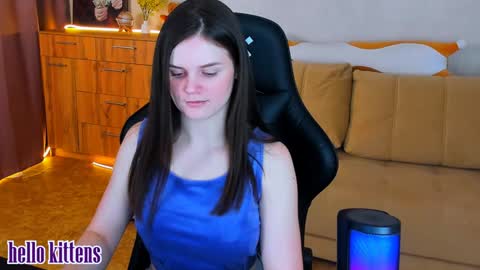 Snapshot of lora_cain chatting on December 2024 12:55:02 PM Lora Cain online show from December 2024 12:55:02 PM