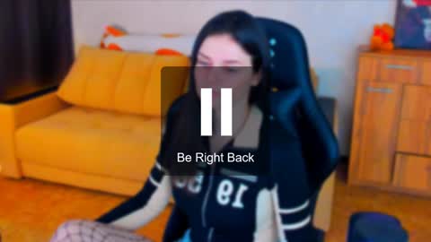 Snapshot of lora_cain chatting on January 2025 05:21:02 AM Lora Cain online show from January 2025 05:21:02 AM