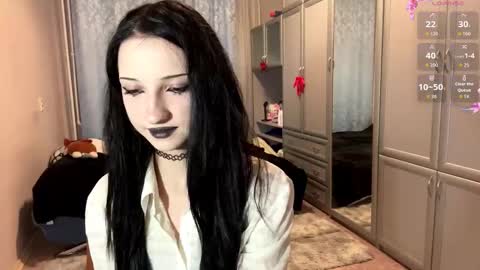 Snapshot of loraleeownby chatting on February 2026 05:00:02 PM Hello there im Luna Im new here Lets have fun online show from February 2026 05:00:02 PM