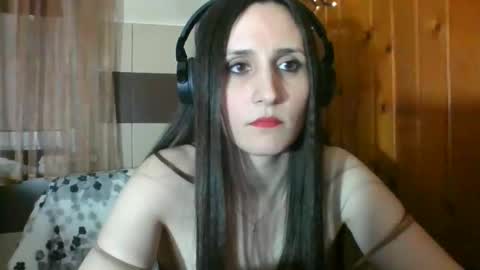 lore28love online show from February 2026 08:09:01 PM