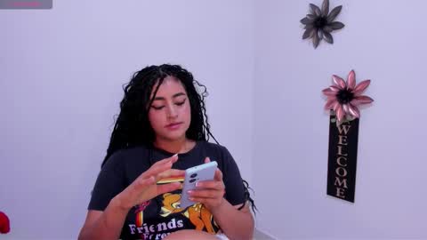 lore_rey online show from November 2025 01:15:02 AM