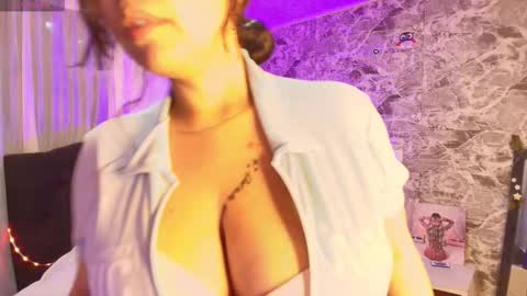 Loren online show from March 2026 11:44:01 PM