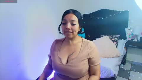 Loren online show from June 2026 09:04:01 PM