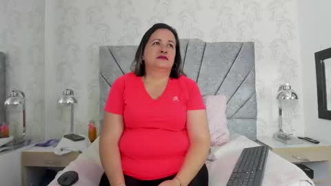 Lorena online show from January 2025 12:15:01 PM