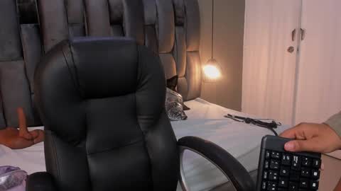 Lorena Vieira  online show from February 2025 12:17:01 AM