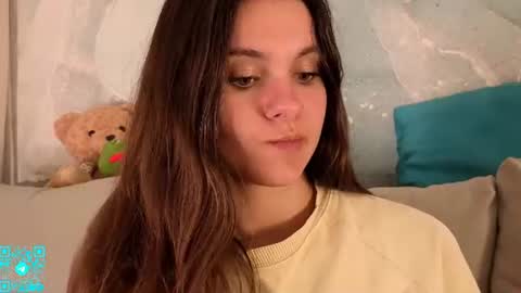 Snapshot of lorettadunnelli chatting on July 2026 05:26:02 PM Chloe for Fan BlackHole online show from July 2026 05:26:02 PM