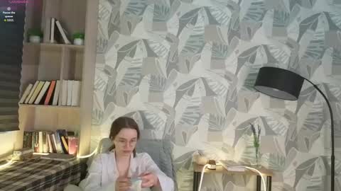 Snapshot of lorettedarsi chatting on May 2026 01:02:02 AM lorettedarsi online show from May 2026 01:02:02 AM