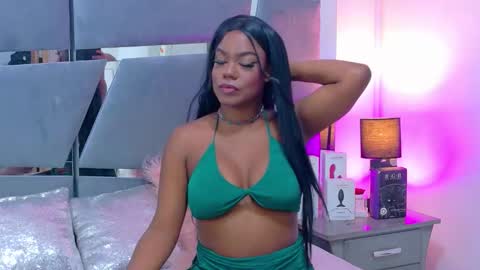 lorraine_johnson online show from February 2026 06:30:01 PM