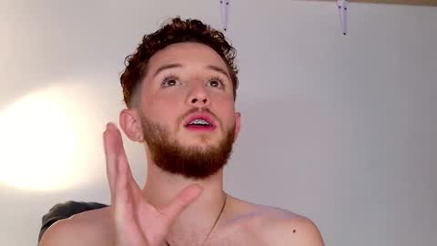 JUAN  JUAN online show from February 2026 08:45:02 PM