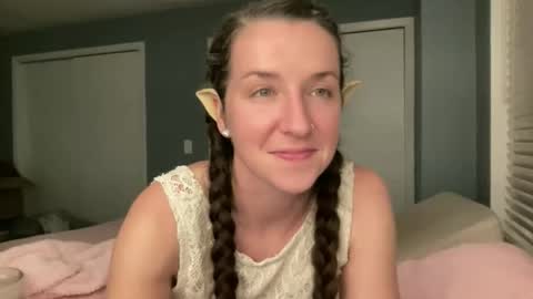 lothlori online show from March 2026 01:22:01 AM