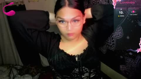 Snapshot of louheart chatting on May 2026 05:53:01 PM Sweet online show from May 2026 05:53:01 PM