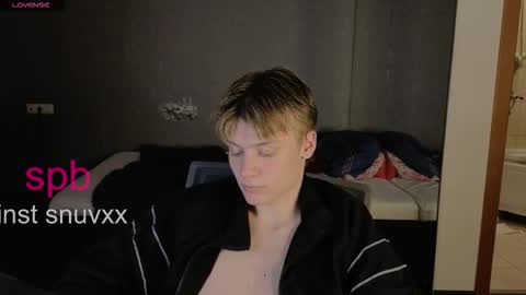 louie_evans online show from October 2025 03:36:01 AM