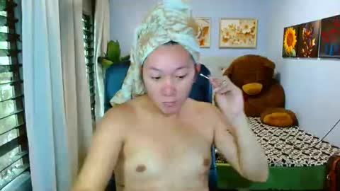 Snapshot of louie_sexy chatting on June 2026 03:27:02 AM Cathy online show from June 2026 03:27:02 AM