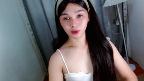 louilalicious online show from November 2025 11:01:02 AM