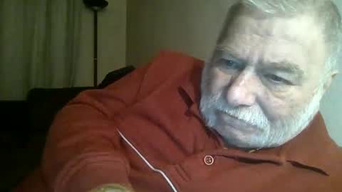 Snapshot of louis_chokdee chatting on December 2024 08:20:02 PM louis_chokdee online show from December 2024 08:20:02 PM
