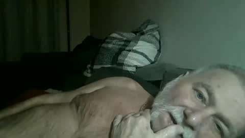 Snapshot of louis_chokdee chatting on February 2025 06:33:01 PM louis_chokdee online show from February 2025 06:33:01 PM