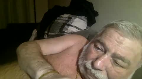 Snapshot of louis_chokdee chatting on February 2025 08:22:01 PM louis_chokdee online show from February 2025 08:22:01 PM