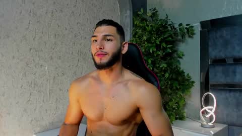 Louis online show from November 2025 06:08:01 AM