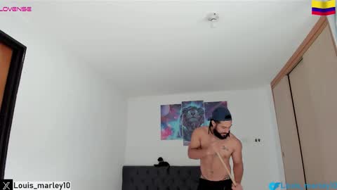 Snapshot of louis_marley_ chatting on February 2026 01:05:01 PM louis_marley_ online show from February 2026 01:05:01 PM